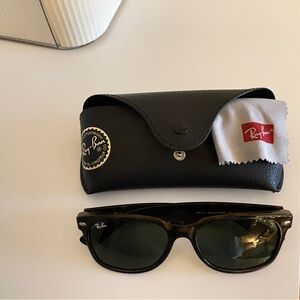 Ray-Ban Tortoise Wayfarer Sunglasses
